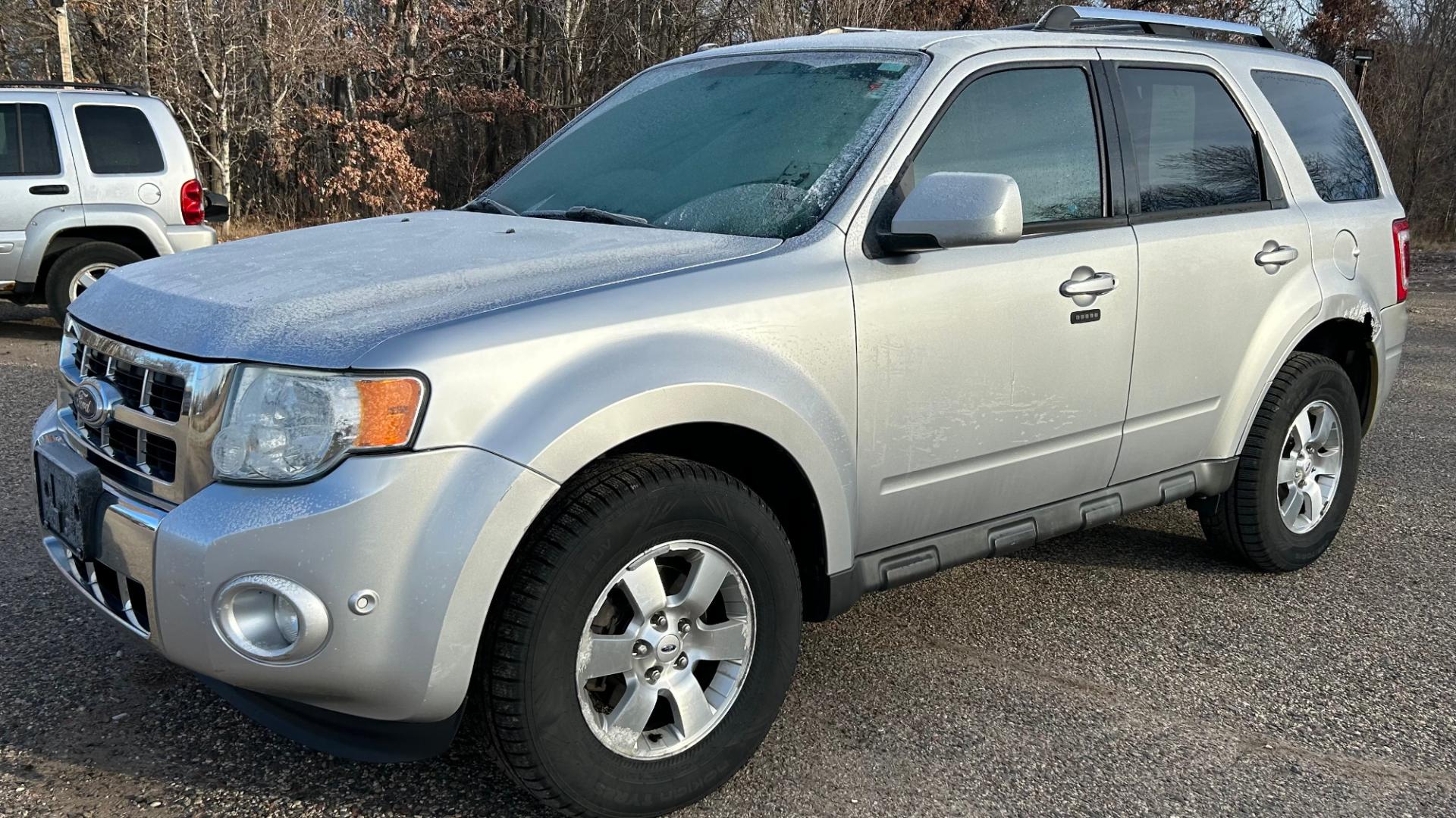 2010 Ford Escape (1FMCU9EG8AK) , located at 17255 hwy 65 NE, Ham Lake, MN, 55304, 0.000000, 0.000000 - Photo#0